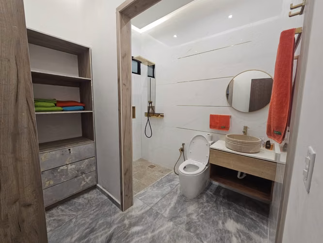 En Venta casa en Coronado muy cercana a la playa (AA)