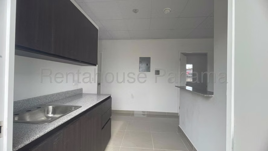 VENTA DE CASA EN CHORRERA DDB26-8076