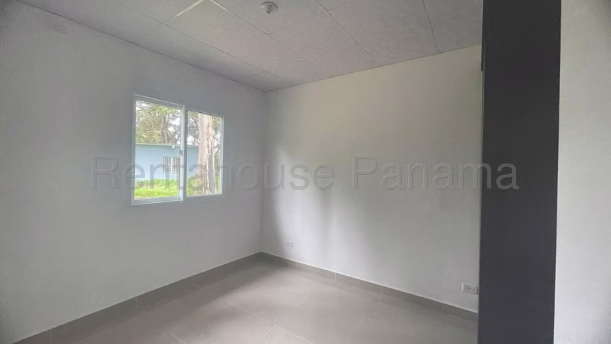 VENTA DE CASA EN CHORRERA DDB26-8076