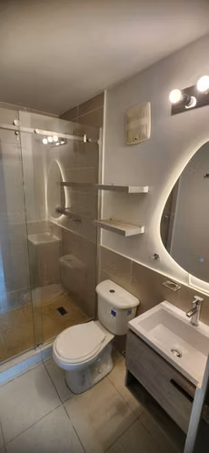 Alquiler Apartamento Vía España PH Riverside Remodelado Línea Blanca Clientes Directos - Imagen 13
