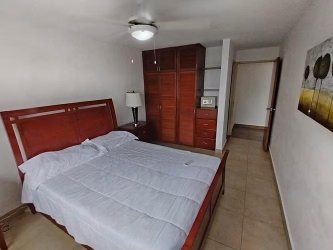 Alquiler Apartamento Punta Paitilla 2R/3B Completamente Amoblado Negociable - Imagen 8