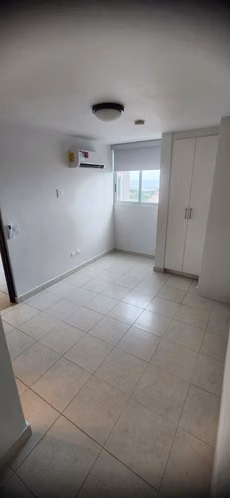 Alquiler Apartamento Vía España PH Riverside Remodelado Línea Blanca Clientes Directos - Imagen 12
