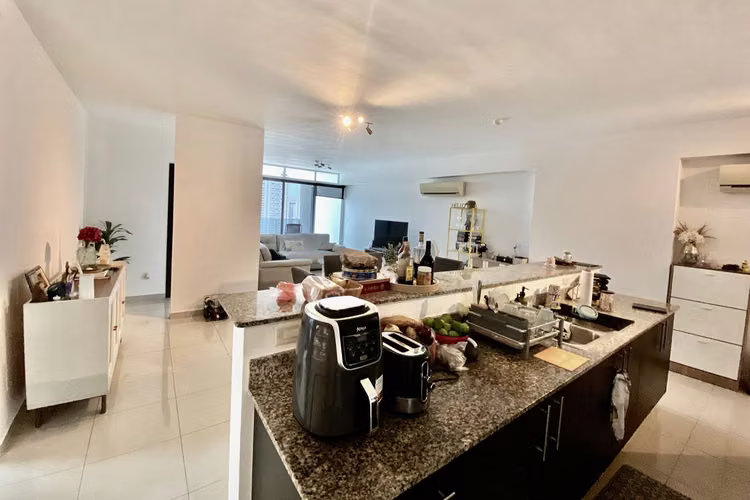 OPORTUNIDAD - Venta Apartamento PH Premium Tower - Imagen 14