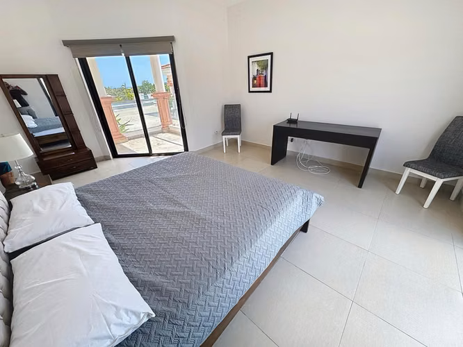 Venta de Apartamento Amoblado en San Carlos – PH Vista Mar Golf & Marina