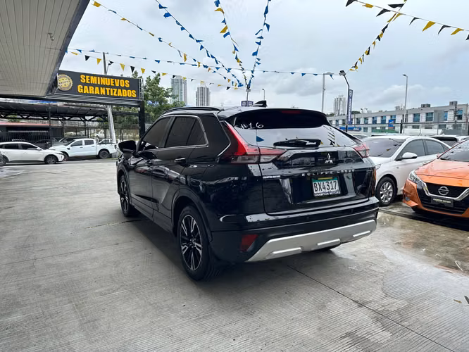 Mitsubishi Eclipse Cross 2023 - Imagen 4