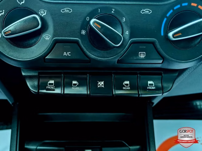 Kia Soluto 2022 Manual DC8946 - Imagen 11