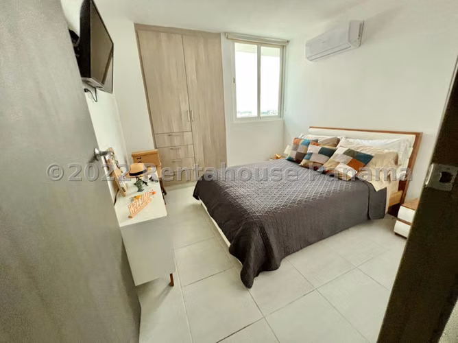 Venta de Apartamento Amoblado en Via España Ph Metropolitan Park EC - Imagen 5