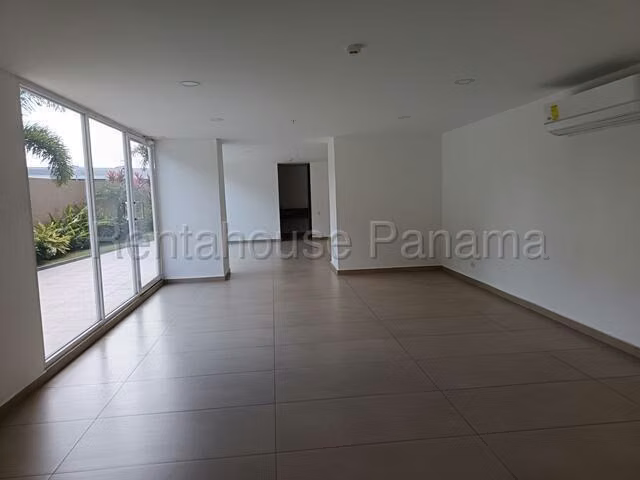 Venta de Apartamento en Brisas Del Golf Ph Hacienda Golf KC - Imagen 2