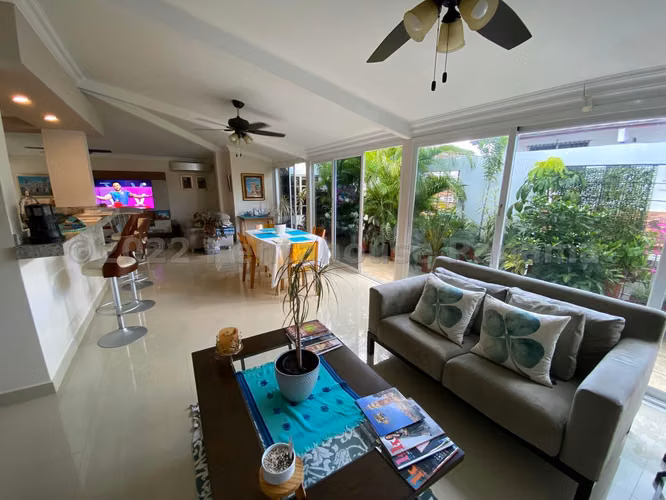 Venta de Casa en Altos de Panama NS - Imagen 3
