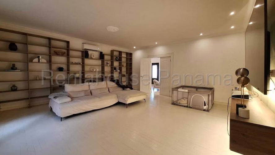 House Rental in Costa del Este Costa Serena SN