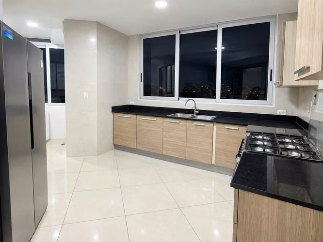 PM EL CANGREJO LINEA BLANCA 3 REC 3 BAÑOS 2 PARKING $1800 - Imagen 5