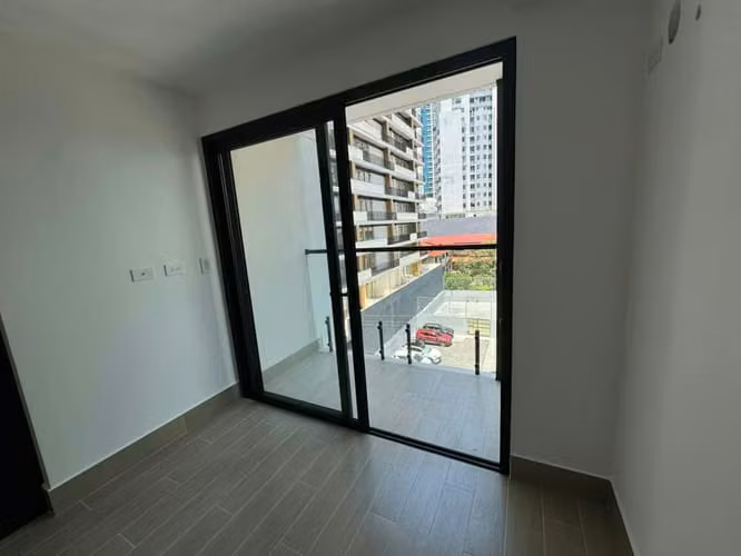 PM AVENIDA BALBOA LINEA BLANCA 1 REC 1 BAÑO $1200 - Imagen 3