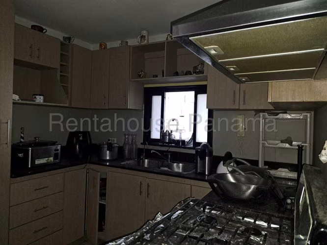VENDO Apartamento en Ph Torres del Golf en San Francisco. 101m2 - Imagen 7