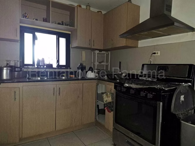 VENDO Apartamento en Ph Torres del Golf en San Francisco. 101m2 - Imagen 8