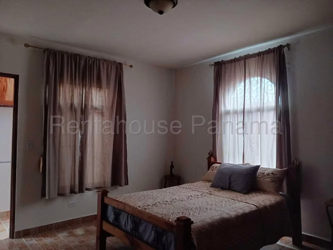 Vendo Casa de 422m2 en Volcán Centro 27-2338SRZ - Imagen 13