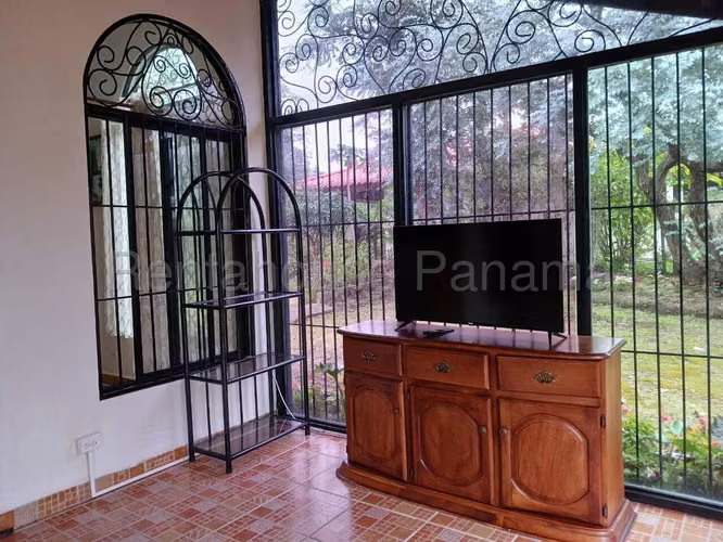 Vendo Casa de 422m2 en Volcán Centro 27-2338SRZ - Imagen 6