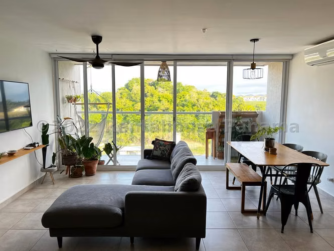 Vendo Apartamento de 87.50m2 en Brisas Del Golf Hacienda golf 27-2346SRZ - Imagen 2