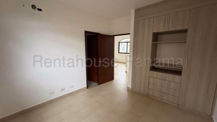 Casa en Venta en PH EL DORAL Costa Sur 24AECC2109