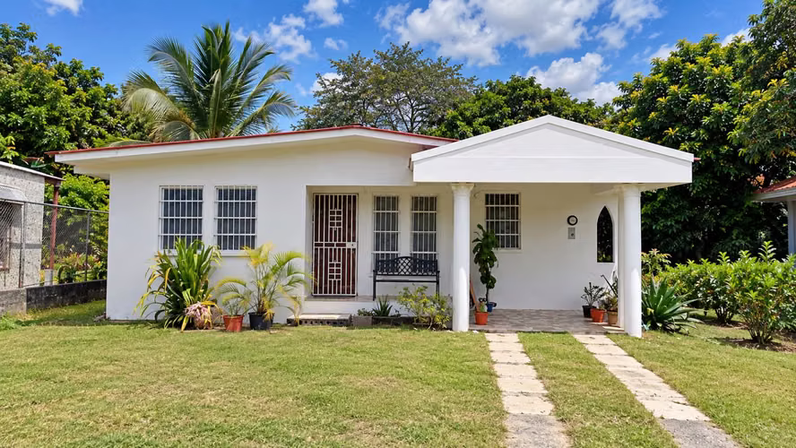 Casa en Santiago | Residencial Santa Mónica