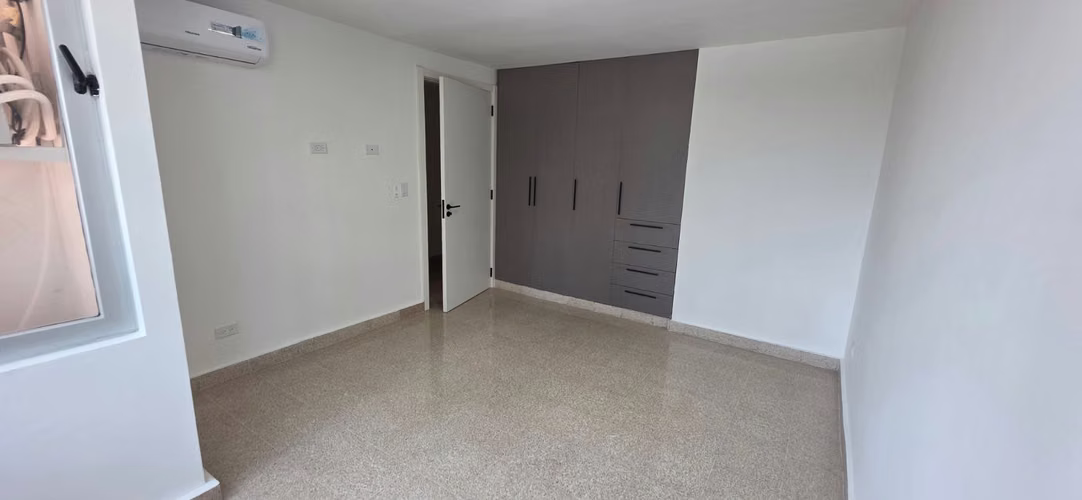 Alquiler Apartamento Bella Vista Av Arosemena - Imagen 7