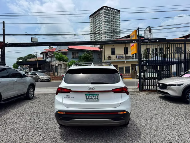Hyundai Santa Fe 2022 - Imagen 5