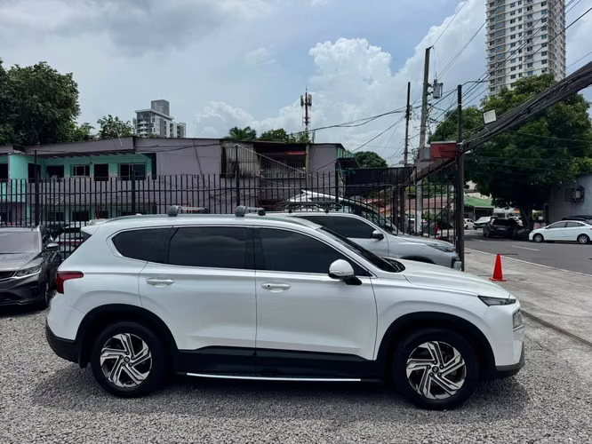 Hyundai Santa Fe 2022