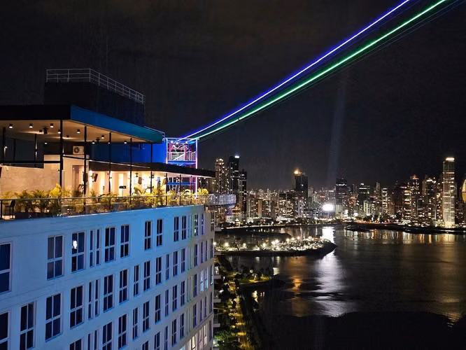 ESTRENE APARTAMENTO FRENTE AL MAR - Imagen 17