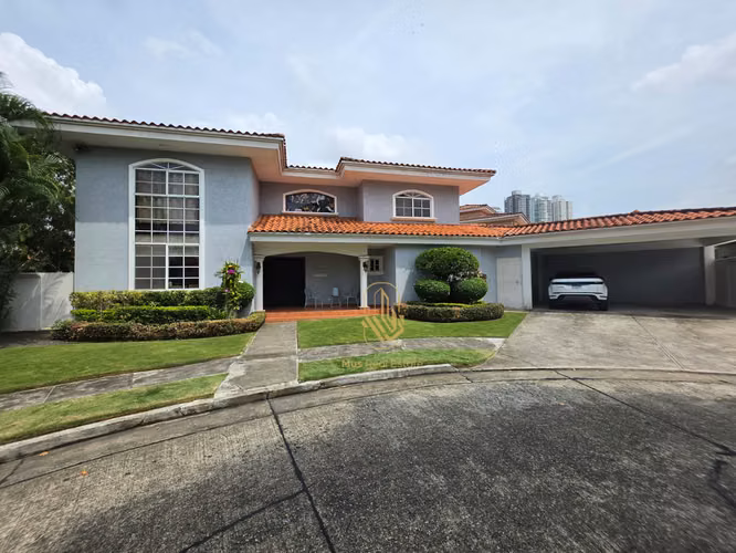 House for Sale in East Coast - 124; Serena Coast - 124; 880 m ² of Land - 124; 4 Suites - 124; $1,1