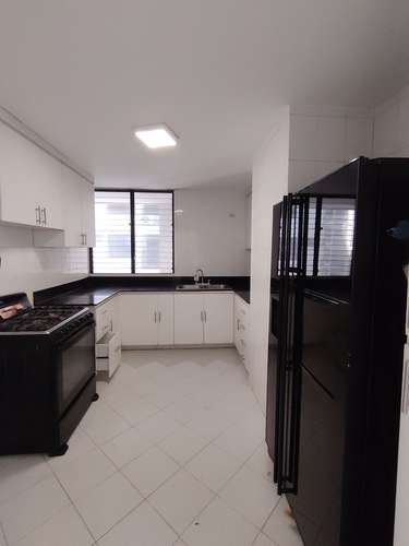 ALQUILER EN MARBELLA | 140 m² AMOBLADO CON VISTA AL MAR - Imagen 4