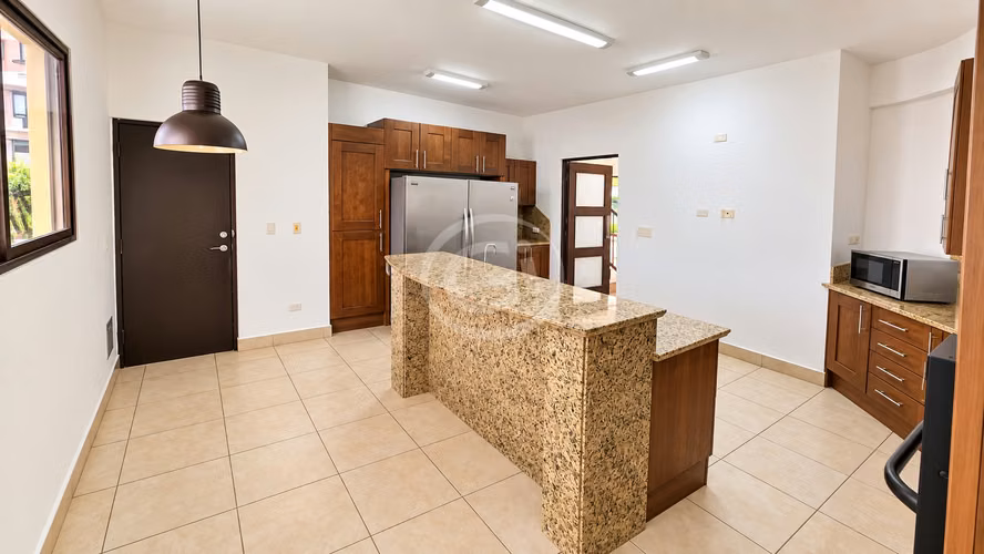 Venta Embassy Club Cómoda Casa Unifamiliar 4 hab. Precio de Oportunidad. - Imagen 8