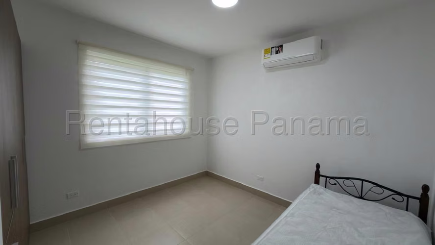 Alquiler Casa Duplex Chorrera - YD - Imagen 7