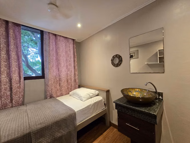 Habitación privada e independiente en Casa Rica - Imagen 2