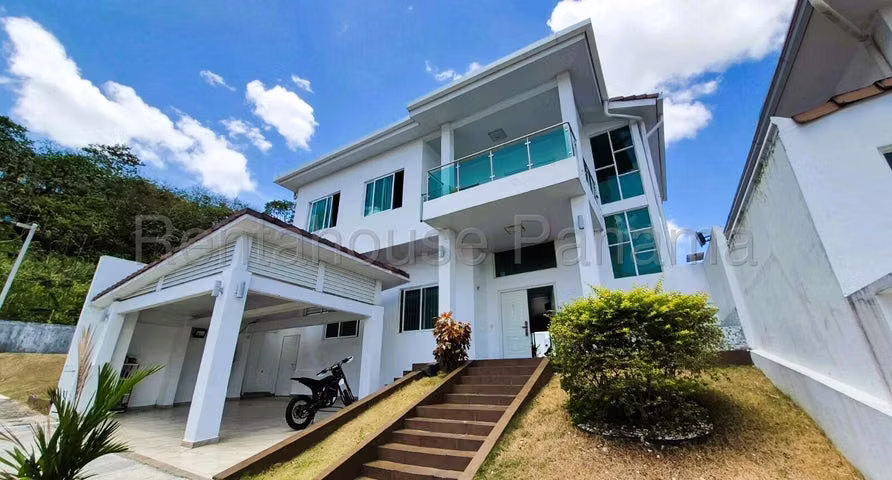 Casa duplex en venta Altos de Panamá 27MAM2285
