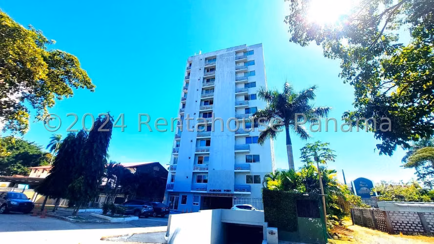 Venta de Apartamento Amoblado en PH Albrook Point, Albrook 27-2319GG