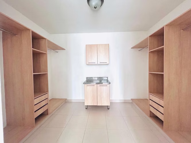 VENDO APARTAMENTO EN SAN FRANCISCO, 3 RECAMARAS, 206M2, CALLE 74.