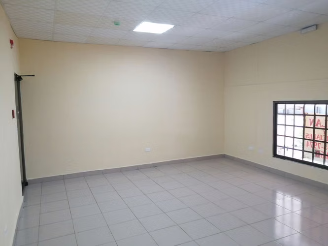 PLAZA LAS PALMAS, ALQUILA LOCALES COMERCIALES PLANTA ALTA B/. 250.00 MAS ITBM - Imagen 14