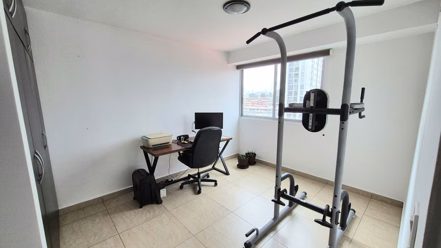 VENDO HERMOSO APTO AMOBLADO CON ENTRADA PEATONAL AL PARQUE OMAR - Imagen 6