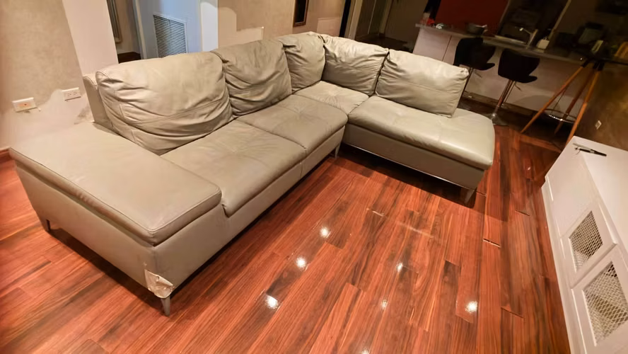 Leather sofa 3 posts