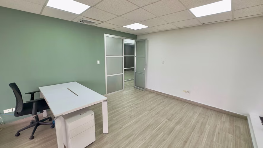  Oficina Amoblada en Alquiler – Ave. Balboa (Bay Mall) / Furnished Office for Rent – Ave. Balboa (Bay Mall)  - Imagen 10