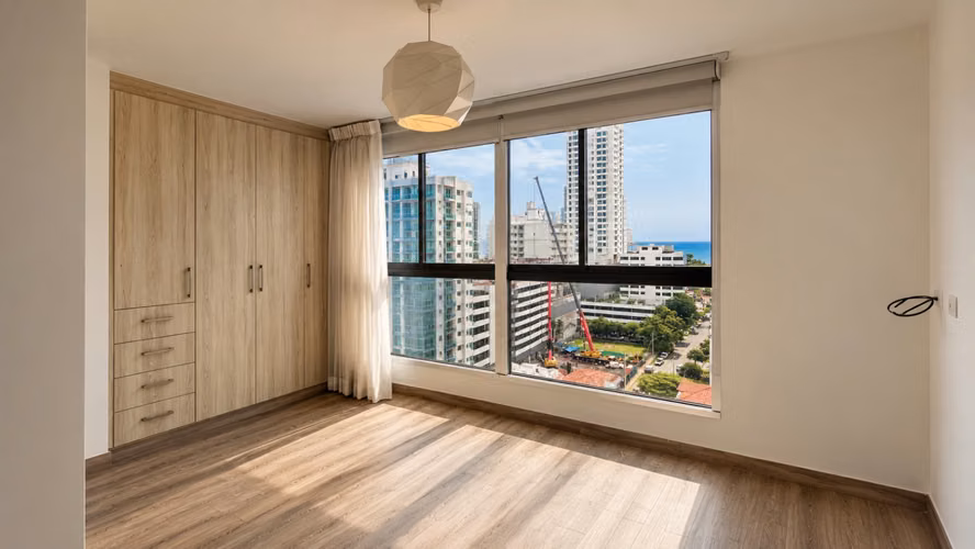 Vive a pasos de la Cinta Costera | PH Balboa Bay, Bella Vista | US$305,000 (JL) - Imagen 5