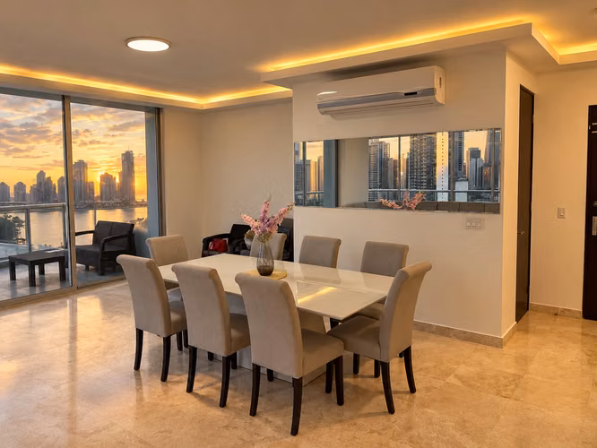 Sky Residence | 195 m² con Vista Panorámica al Mar y Skyline | Full Amoblado | US$2,700 - Imagen 5