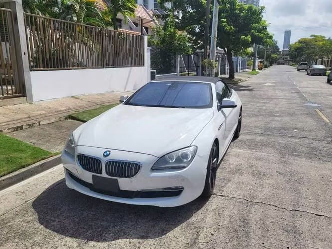 BMW 640 Descapotable 2011 BAJO KILOMETRAJE  - Imagen 1
