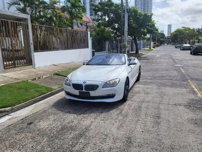 BMW 640 Descapotable 2011 BAJO KILOMETRAJE  - Imagen 3