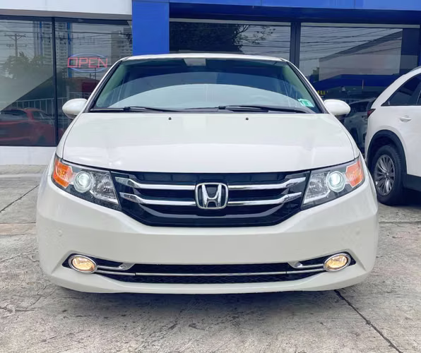 Honda Odyssey Touring Elite  - Imagen 2