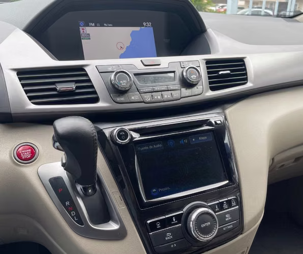 Honda Odyssey Touring Elite  - Imagen 15