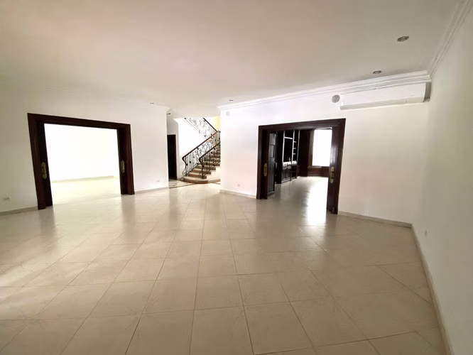 272200. Se alquila increible casa con 6 recámaras, 1.259m terreno, piscina - Imagen 16