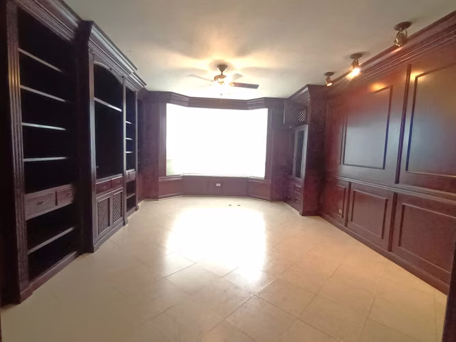 272200. Se alquila increible casa con 6 recámaras, 1.259m terreno, piscina - Imagen 3