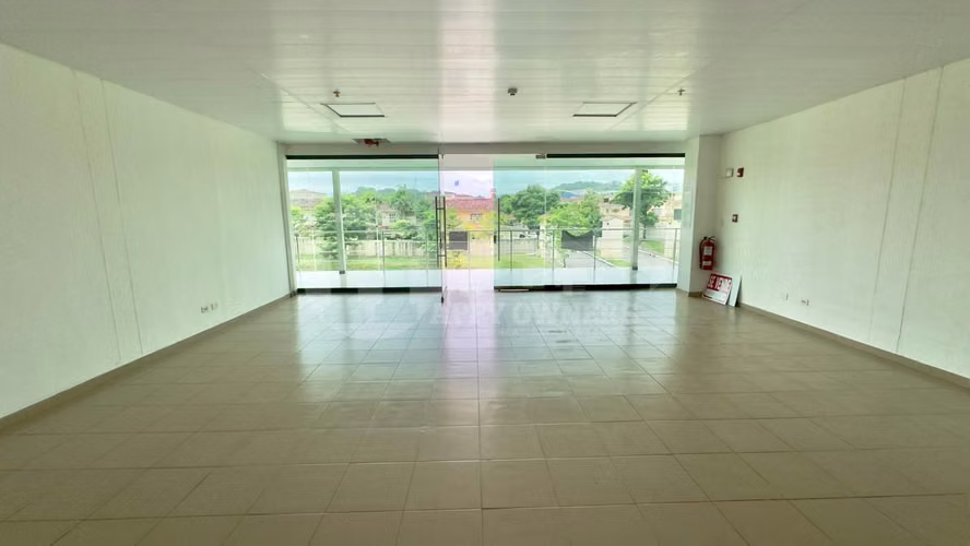 Venta de Local Comercial en Condado del Rey, Condado Mall. EL