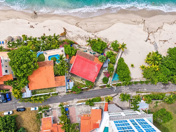 Casa en Venta con Acceso Directo a la Playa en Playa Corona - Imagen 17
