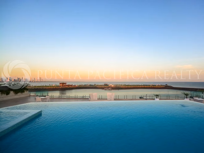 SE ALQUILA THE GARDEN APARTMENTS 330MTS2 3 HABITACIONES 3.5 BAÑOS 3 ESTACIONAMIENTOS AMOBLADO - Imagen 19